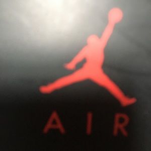 Meet your Posher, Malik